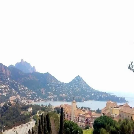 Agay - 7 Pers, 46 M2, 3/1 Saint-Raphael (Var)